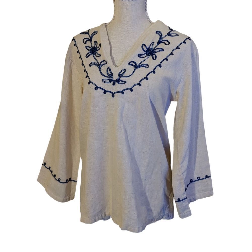 Kennington 70s vintage cream top with embroidered details